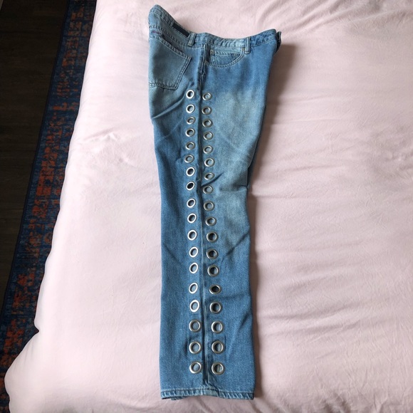 Volcom Boyfriend Jeans - Picture 9 of 9